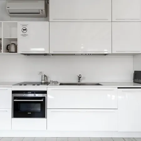 Apartmán Black And White