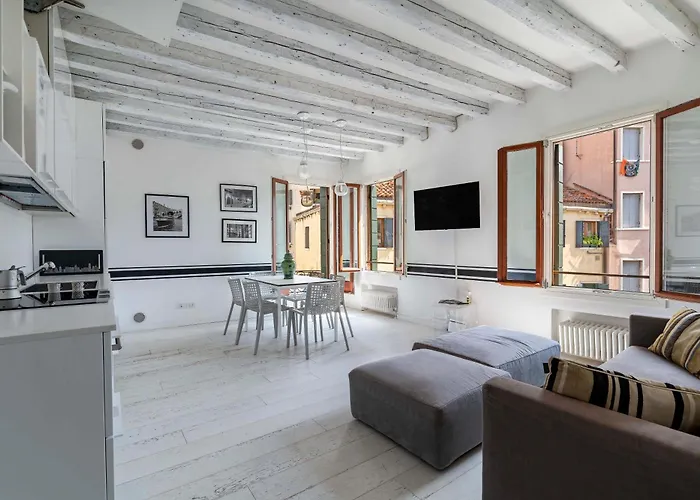 Apartamento Black And White