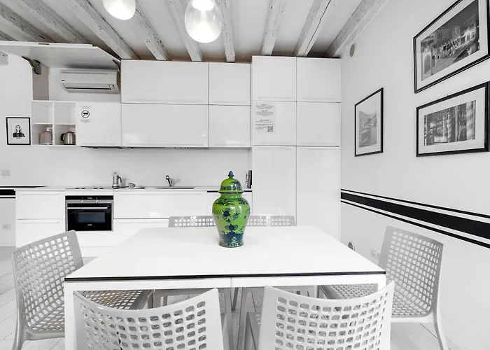 Black And White Apartamento *