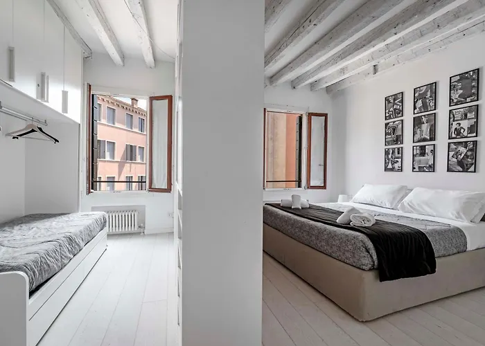 Black And White Apartamento Venecia