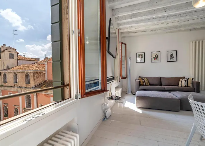 Apartamento Black And White