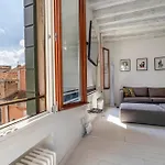 Appartement Black And White